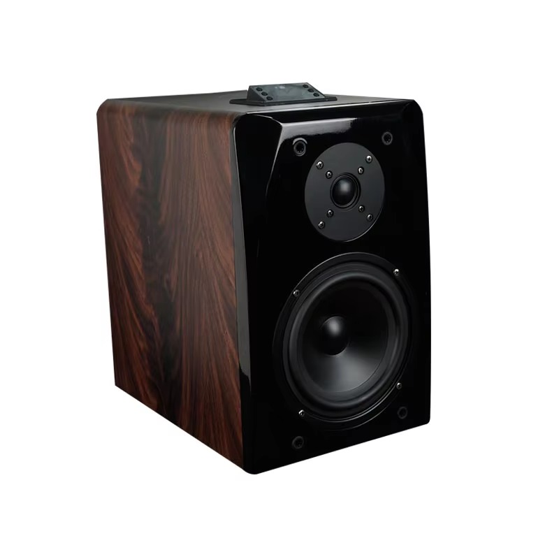 Yüksek Performanslı Aktif Kara - Woofer incelemesi ve fiyatı